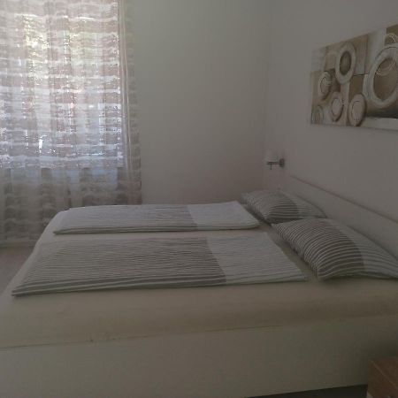 Apartman Val 1 Novigrad  ภายนอก รูปภาพ