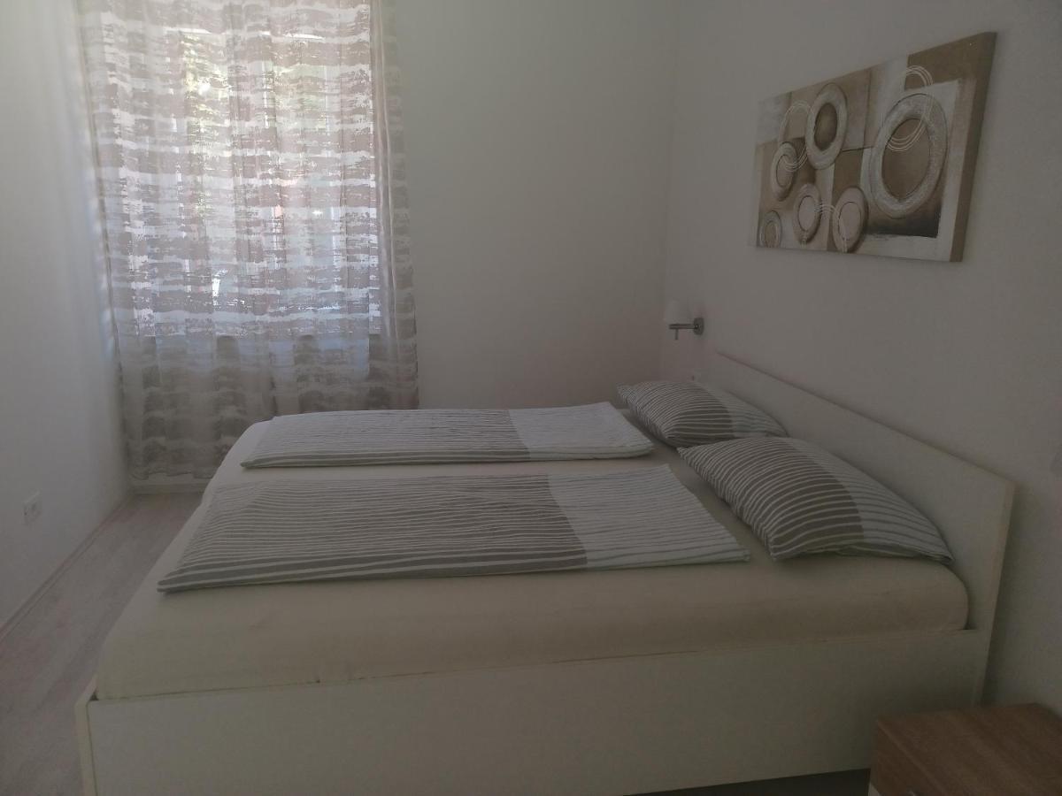 Apartman Val 1 Novigrad  ภายนอก รูปภาพ